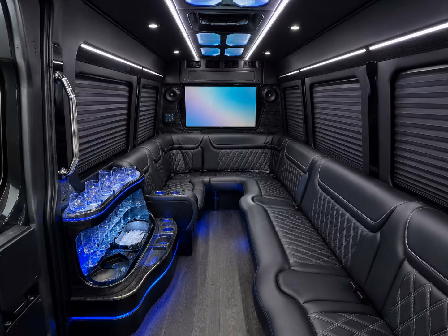 roanoke corporate and convention transportation for long distance group travel
